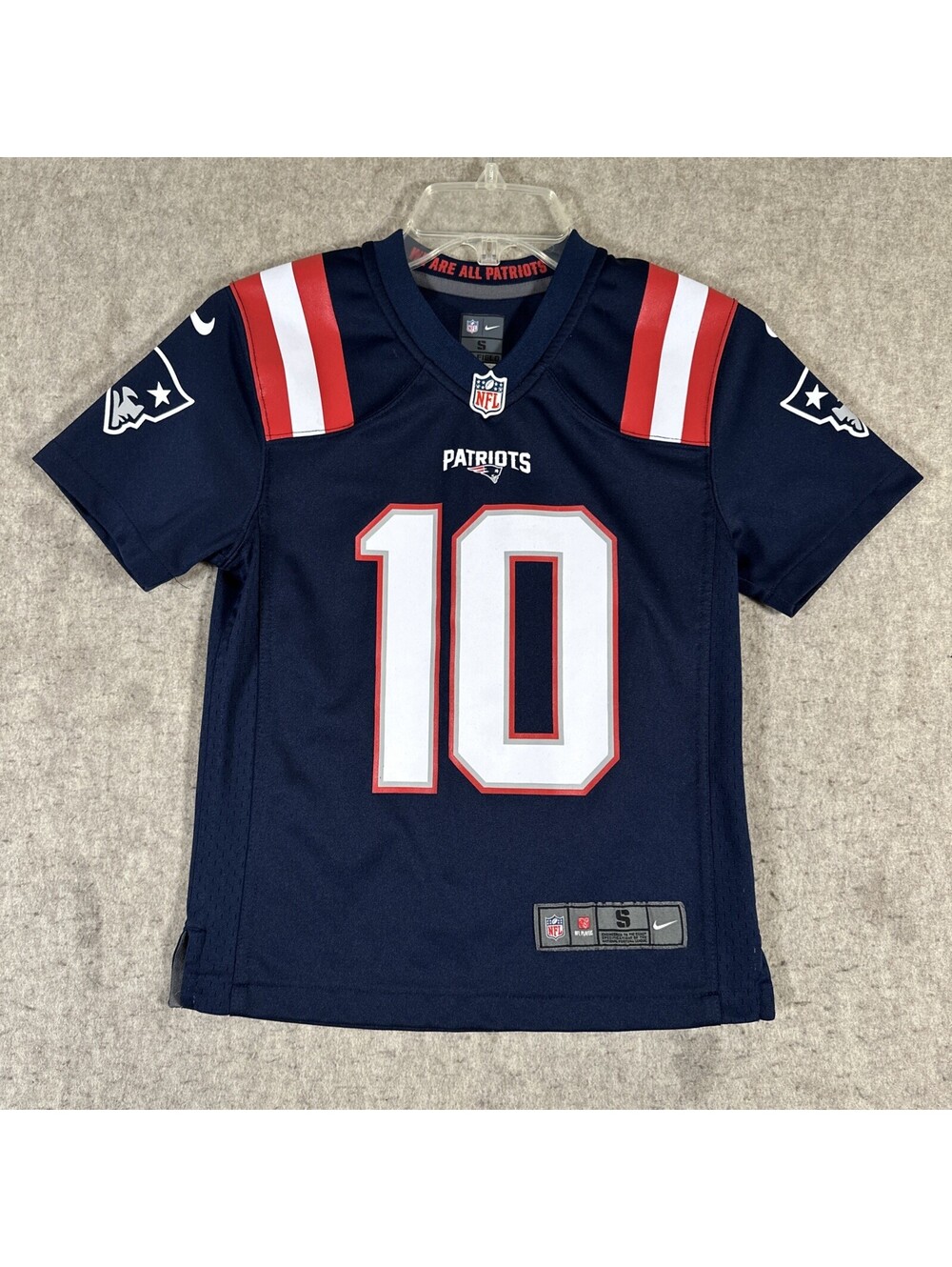 Youth Nike NFL New England Patriots Jersey Size Small Mac Jones #10